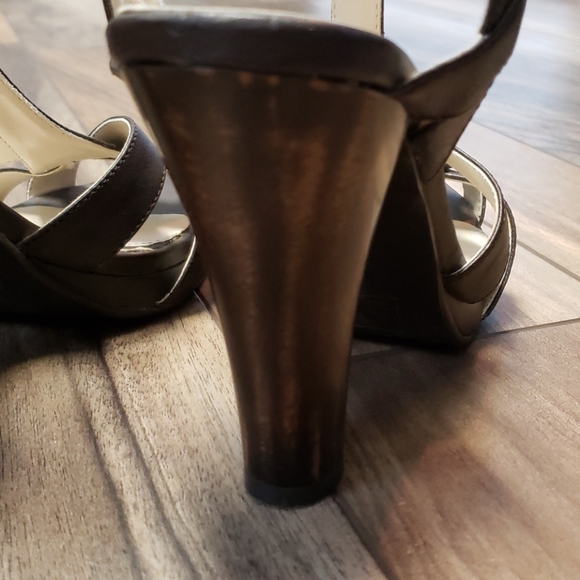 Apt.9 Heels - Picture 10 of 11